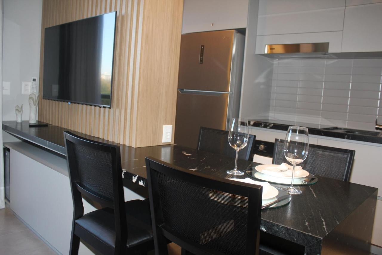 Myhome - Suite De Luxo Proximo Ao Shopping Iguatemi E Consulado Americano ポルト・アレグレ エクステリア 写真
